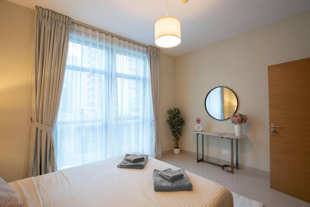 Lux 1Br 2 Min To Burj Khalifa Dubai Exterior foto