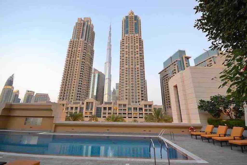 Lux 1Br 2 Min To Burj Khalifa Dubai Exterior foto